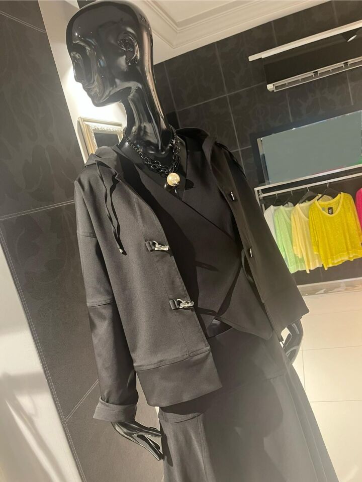 CityLine Tokalı Kapüşonlu Ceket – Siyah