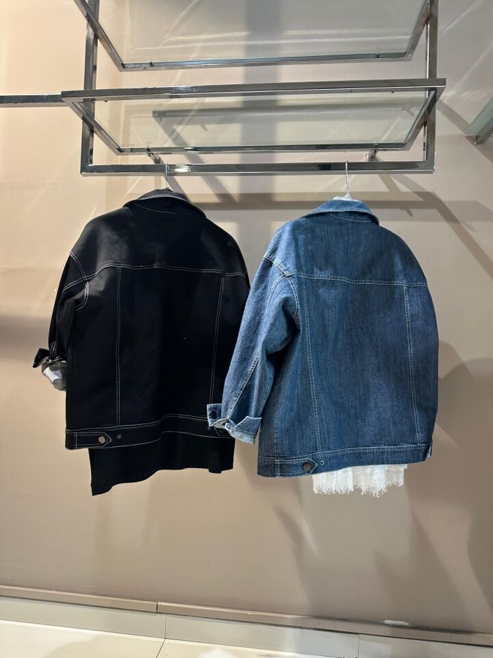 Taşlı Kapaklı Cepli Tencel Ceket