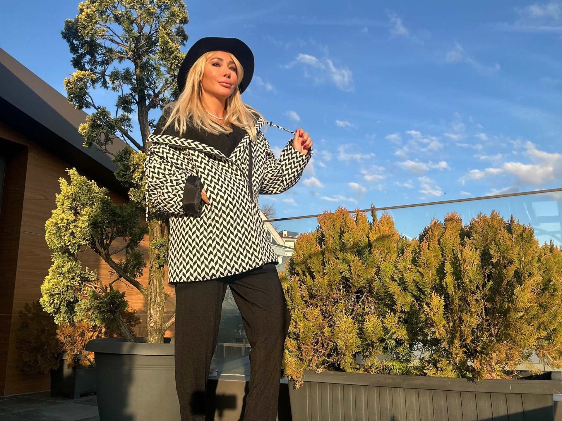 Kapitone Kapşonlu Kaban